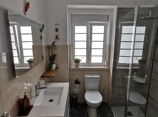 Casa Na Onda Subvila * Nazaré